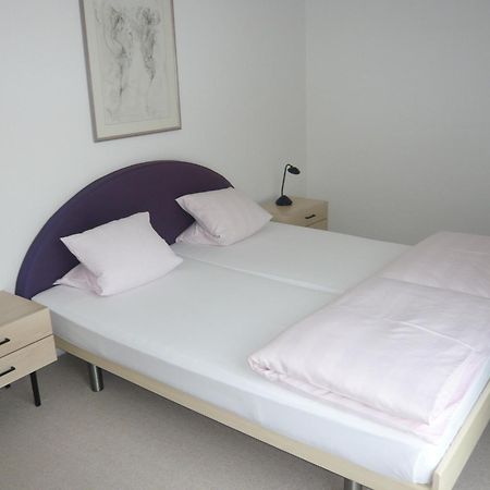 Garni Villa Siesta Park Losone Zimmer foto